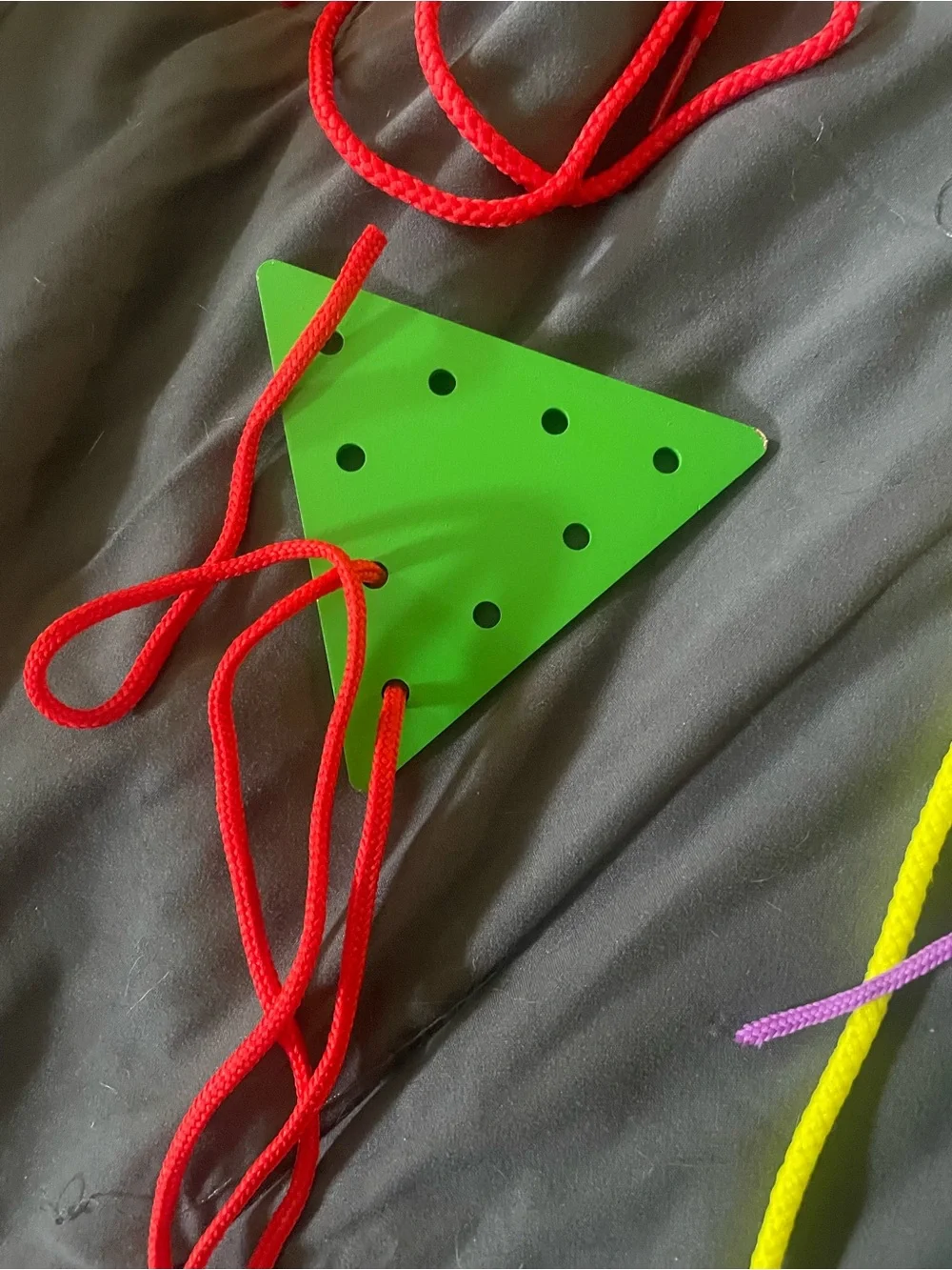 Kids Lacing Shapes Toy Set - Colorful Red, Yellow, Green, Blue, Purple Pieces